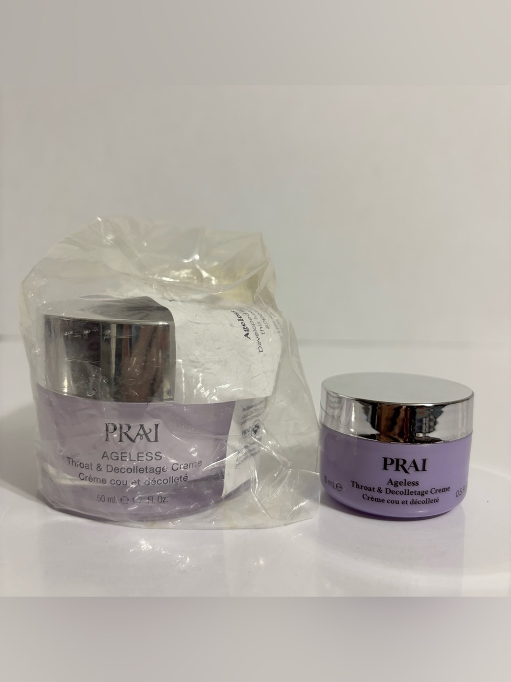 PRAI Ageless Throat & Decolletage Creme 
2 Pc Set 50 ml/1.7 fl oz & 15 ml/0.5oz